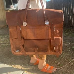 Buffalo Jackson leather bag